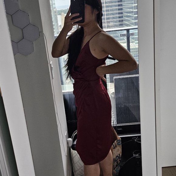 Fashion Nova Ruby Red midi slip-on dress - Picture 3 of 4